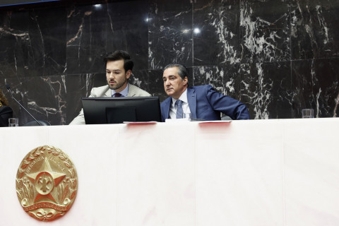 Direitos creditórios do Estado já podem ser cedidos à União Valores devidos por contribuintes que deixaram de pagar impostos, taxas, multas e outras obrigações podem ser destinados para amortizar a dívida. Lei foi sancionada nesta terça (22).