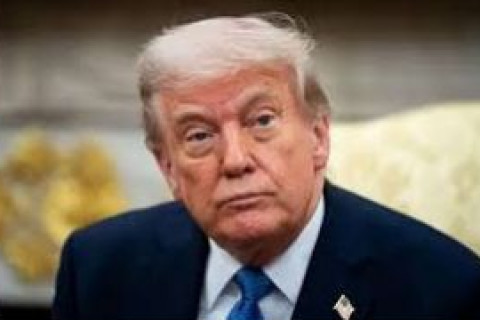 Trump diz que Brasil é 'péssimo parceiro comercial' e chama processo contra Bolsonaro de 'execução política' Presidente dos EUA voltou a atacar o Brasil ao ser questionado sobre as tarifas aplicadas a países da América Latina e à aproximação deles com a China. As declarações foram dadas em conversa com jornalistas na Casa Branca nesta quinta-feira