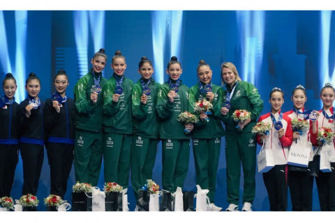 Ginástica rítmica: Brasil leva ouro inédito na Copa do Mundo, em Milão Conjunto foi o melhor na disputa geral, com soma de notas em 2 séries