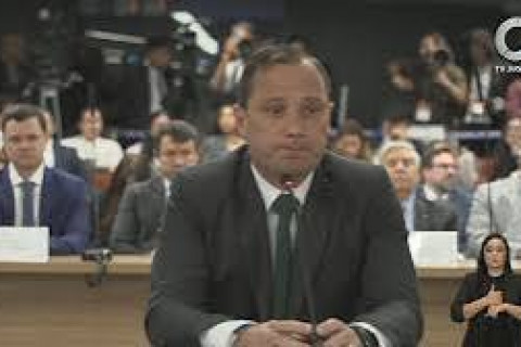 Mauro Cid pede ingresso na cota compulsória do Exército e decisão pode abrir precedente para outros oficiais
